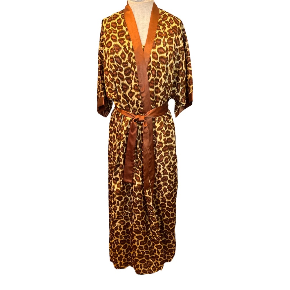 Contessa Di Roma 2 pc Nightgown Robe Animal Print Set Medium